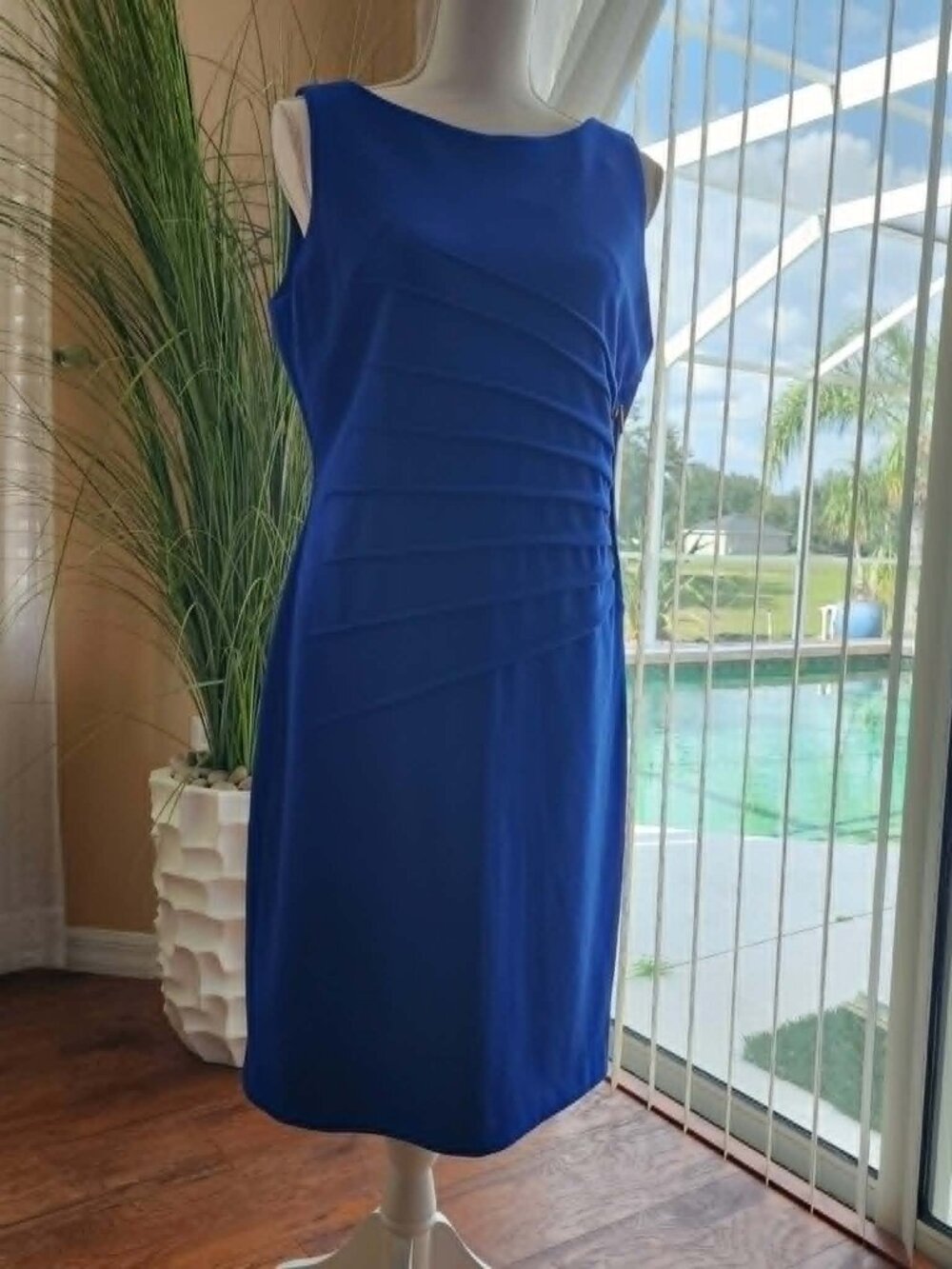 Ivanka Trump Cobalt Blue Ruched Sheath Dress Gold Zipper Size 12